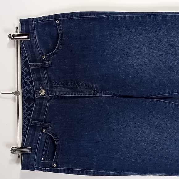 J M Collection Denim - J M Collection Mid-Rise Tapered Leg Blue Jeans Size 8